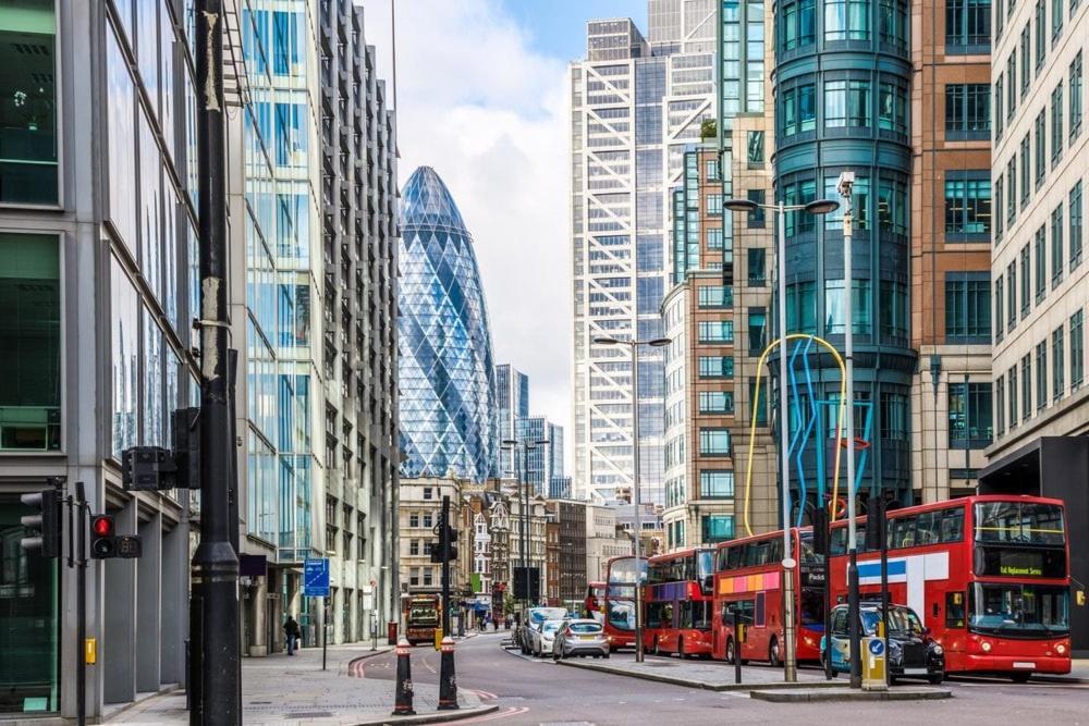 Cosy Right At Liverpool Street Station! Appartamento Londra